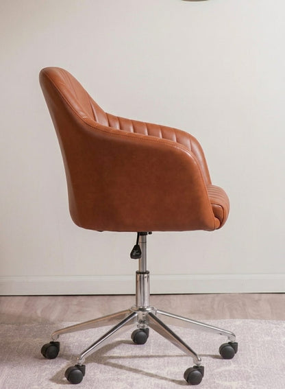 Monarch Leatherette Lounge Chair