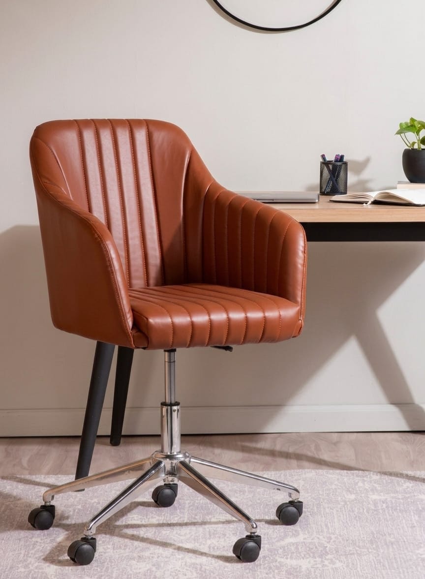 Monarch Leatherette Lounge Chair